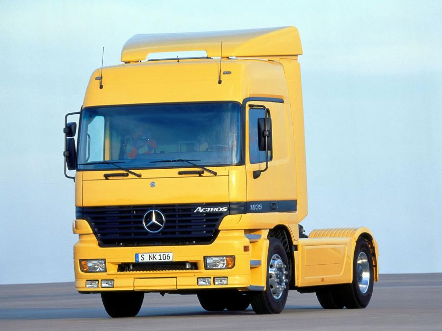 1997 Mercedes-Benz Actros 1835